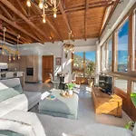 Sea Rock Apartament