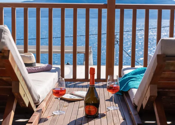 Sea Rock * Agia Efimia